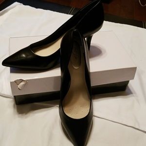 Black Leather Pumps